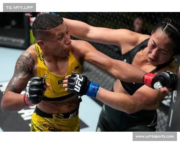 茸主击败哈伯德获两连胜，中国选手稳扎稳打