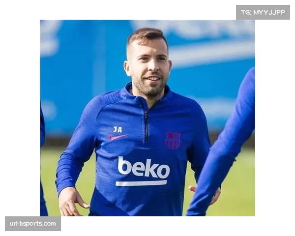 皇家社会公布对阵巴萨大名单,伤愈复出的中场大将将增强中路纵向连接能力